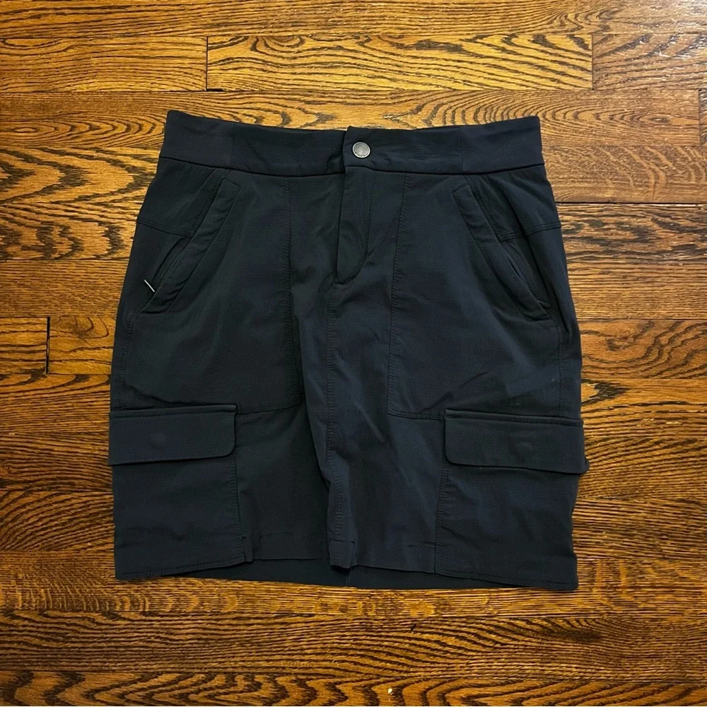 Athleta Skirt Women's 4 Tall Dark Gray Athletic Cargo‎ Skirt Utilitarian Design